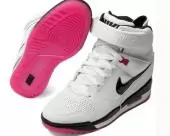 sportswear nike montantes air revolution sky baskets blanc rose boot